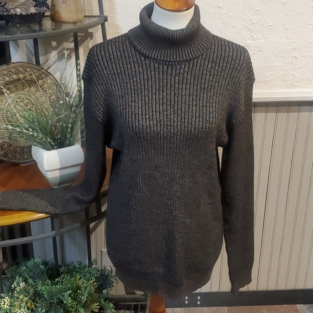 Nwot💞Bachrach* Sweater